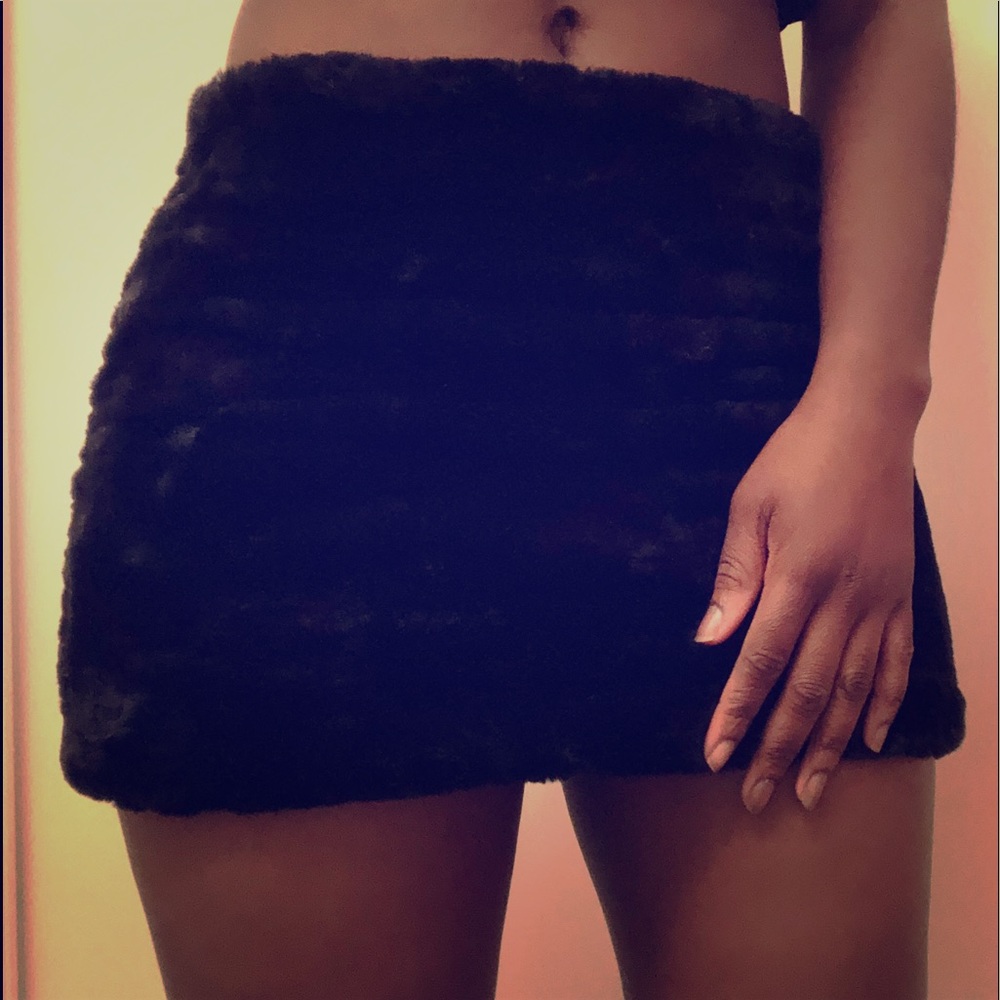 Faux fur mini skirt